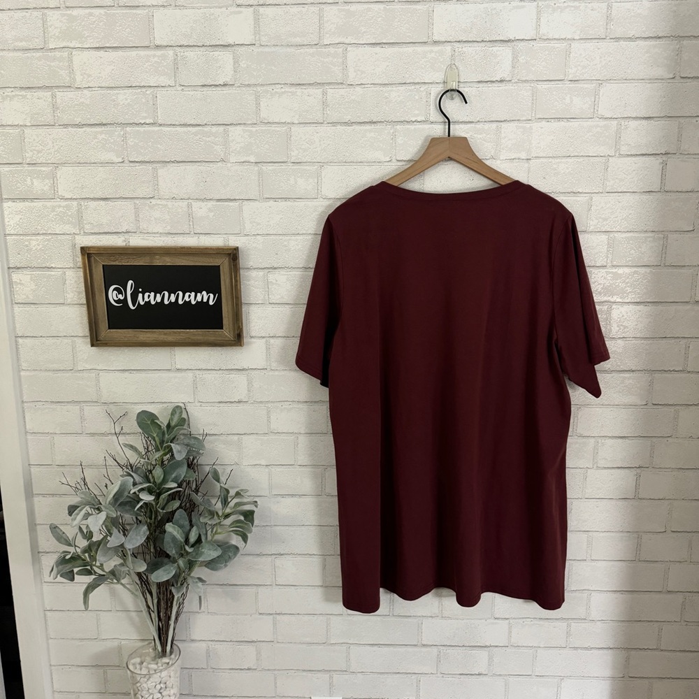 BLOOMCHIC V-Neck Burgundy Tunic Tee - Picture 4 of 9
